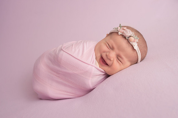 Newborn- Girl- Hamilton